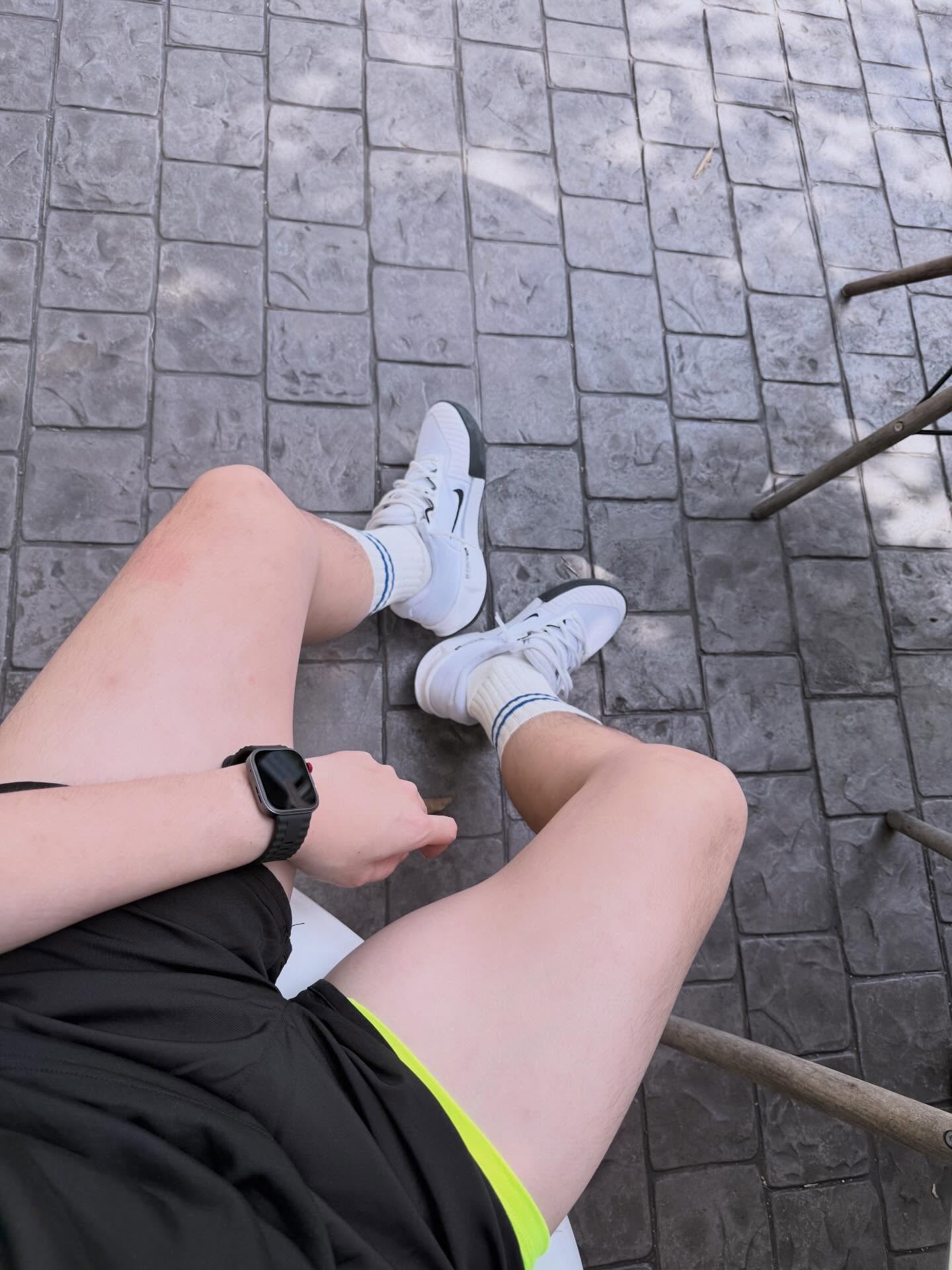 เบ้นซ์ - อัทธ์ธนิน ธนินภาณุวิวัฒน์