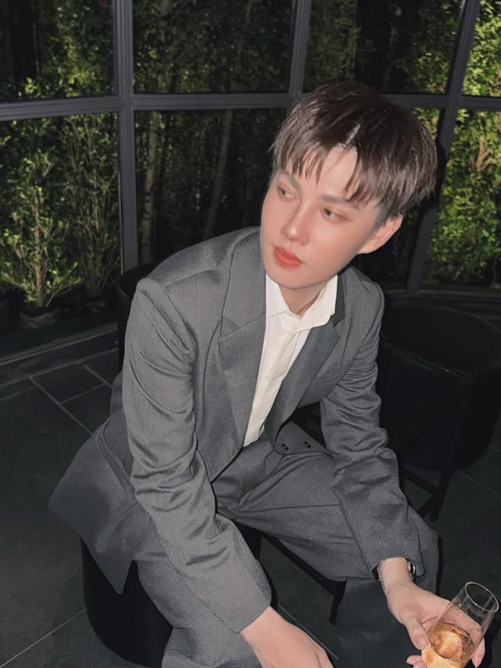 เบ้นซ์ - อัทธ์ธนิน ธนินภาณุวิวัฒน์