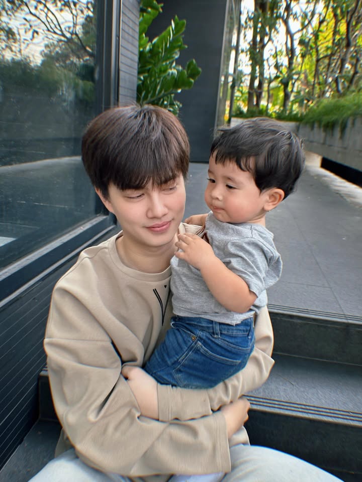 เบ้นซ์ - อัทธ์ธนิน ธนินภาณุวิวัฒน์