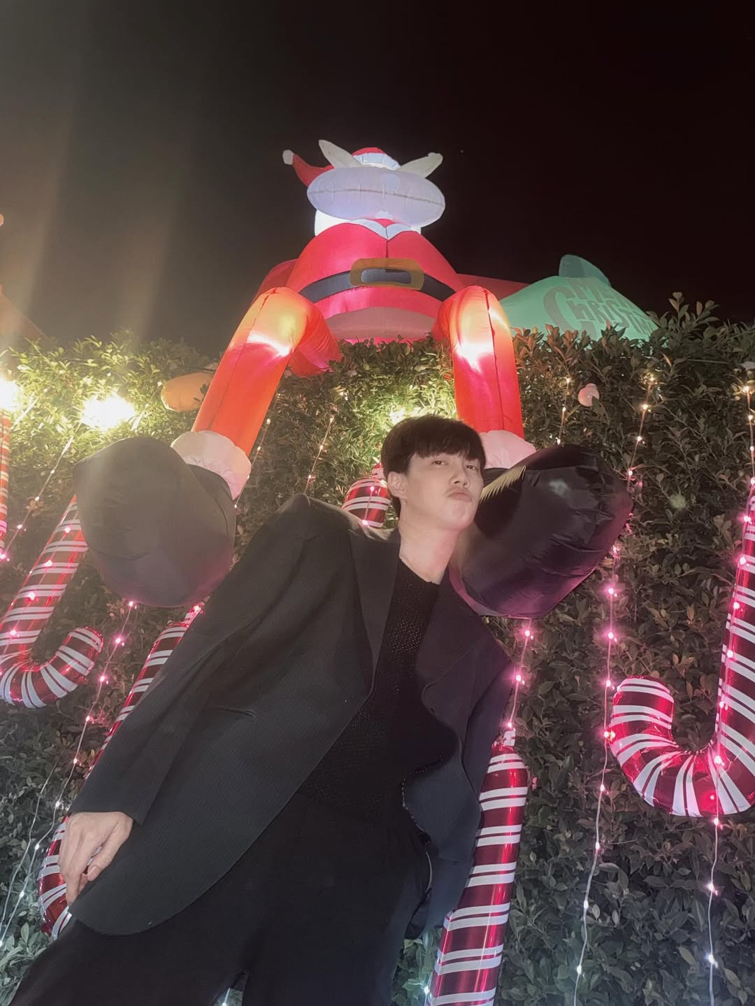 เบ้นซ์ - อัทธ์ธนิน ธนินภาณุวิวัฒน์