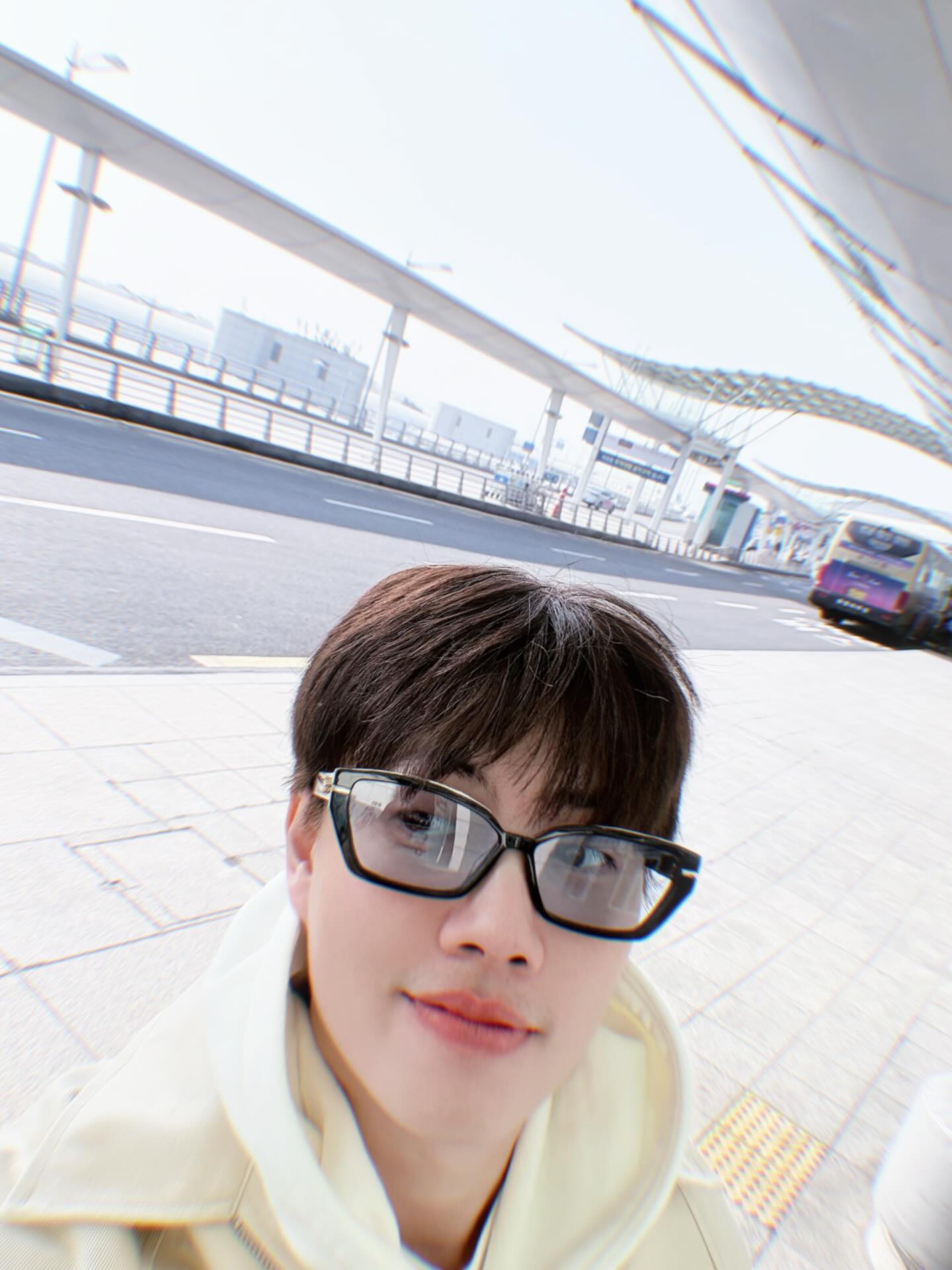 เบ้นซ์ - อัทธ์ธนิน ธนินภาณุวิวัฒน์