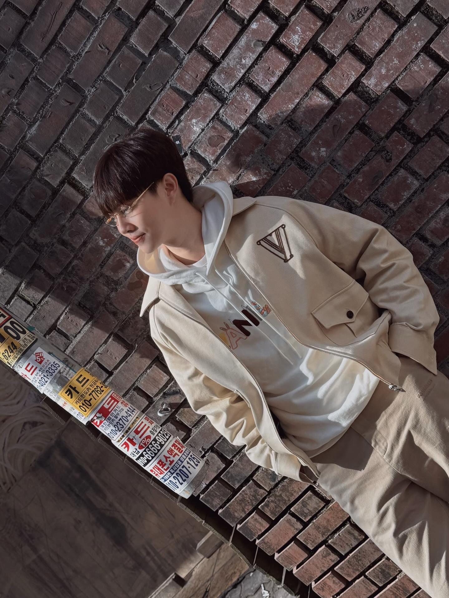 เบ้นซ์ - อัทธ์ธนิน ธนินภาณุวิวัฒน์