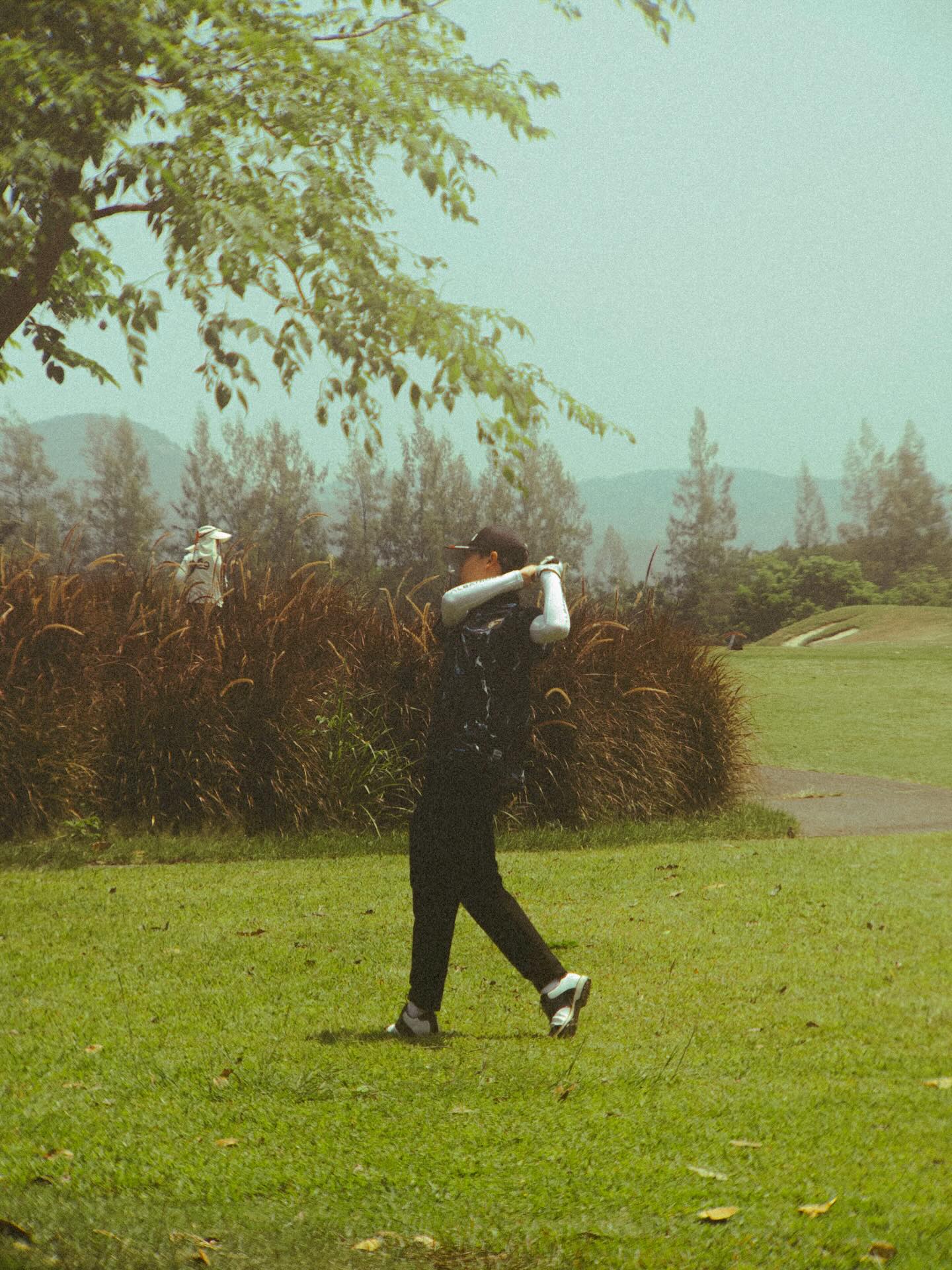 เบ้นซ์ - อัทธ์ธนิน ธนินภาณุวิวัฒน์