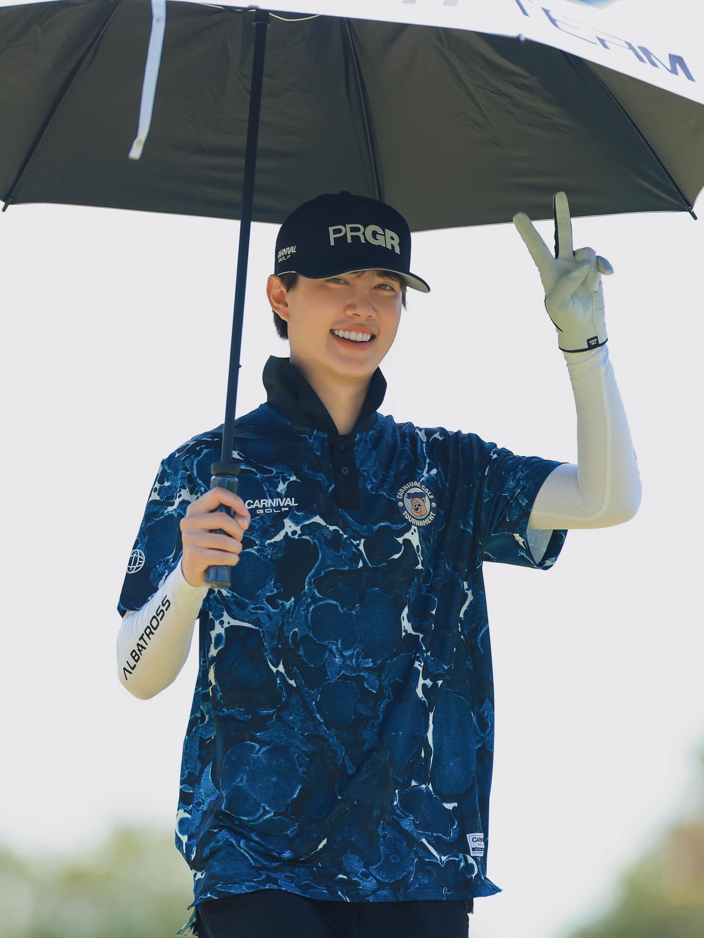 เบ้นซ์ - อัทธ์ธนิน ธนินภาณุวิวัฒน์