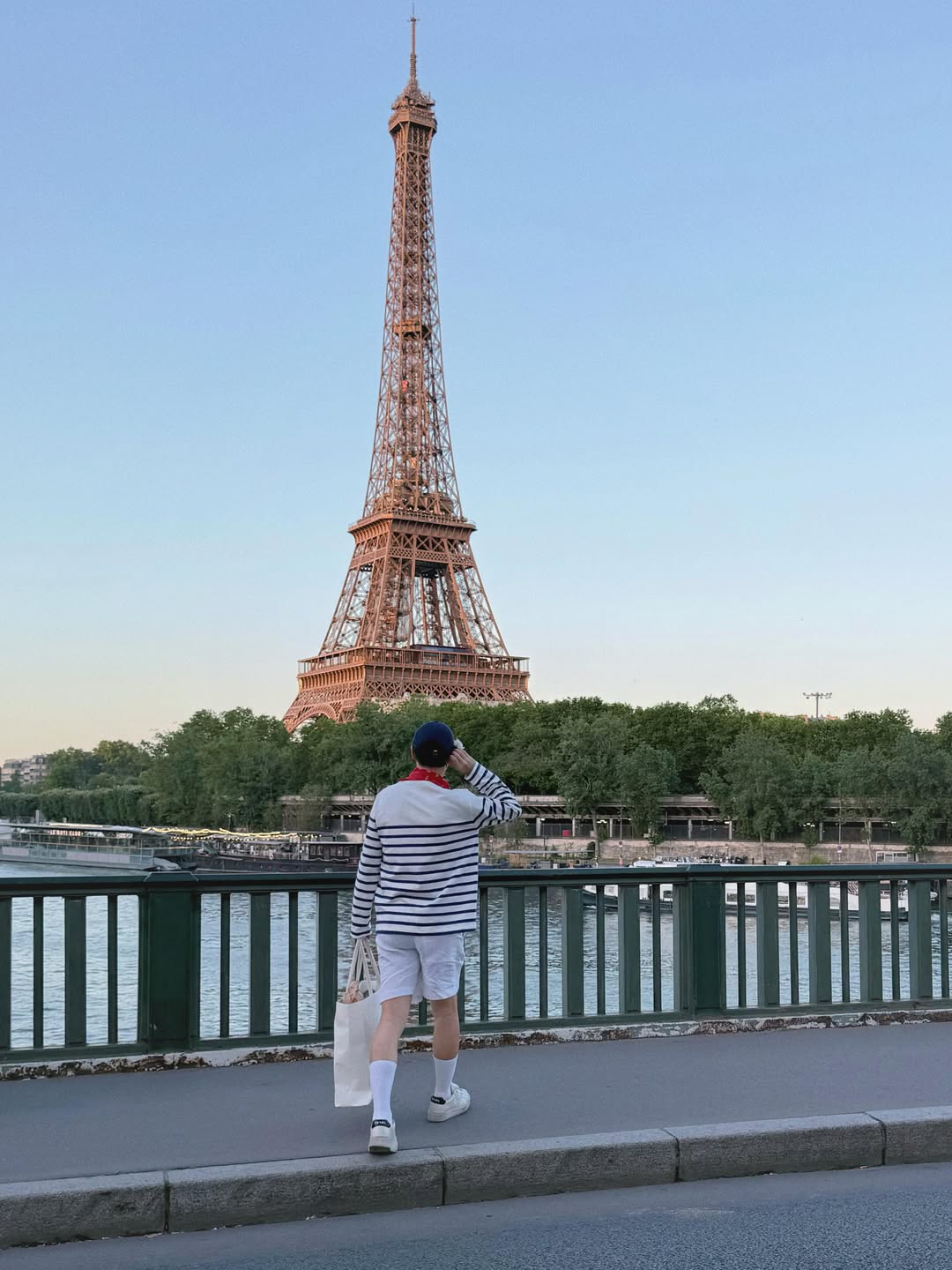 เบ้นซ์ - อัทธ์ธนิน ธนินภาณุวิวัฒน์