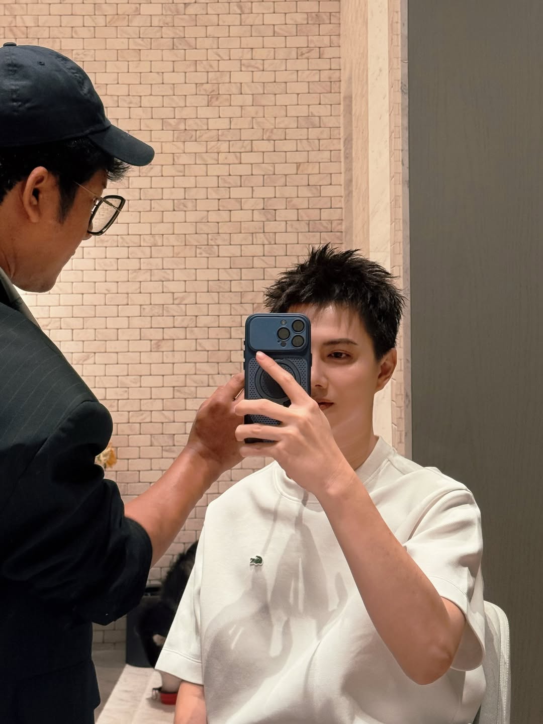 เบ้นซ์ - อัทธ์ธนิน ธนินภาณุวิวัฒน์