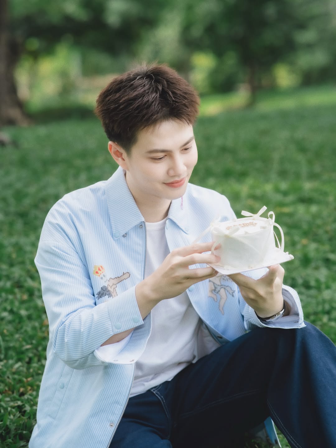 เบ้นซ์ - อัทธ์ธนิน ธนินภาณุวิวัฒน์