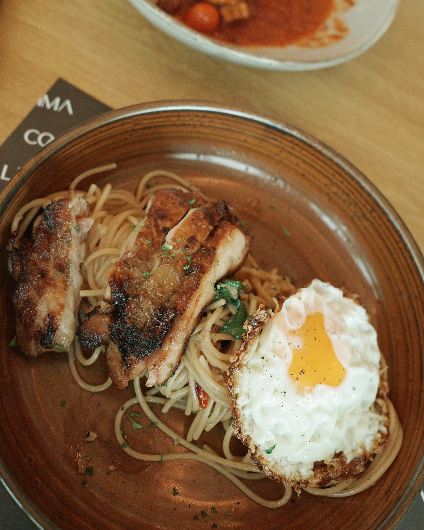 จิ๊บ - ปกฉัตร เทียมชัย