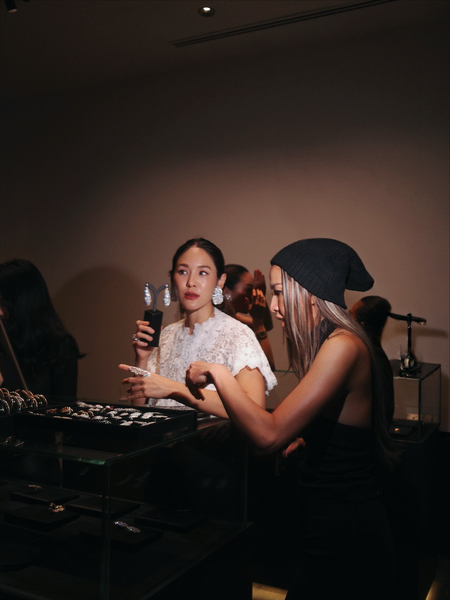 จิ๊บ - ปกฉัตร เทียมชัย