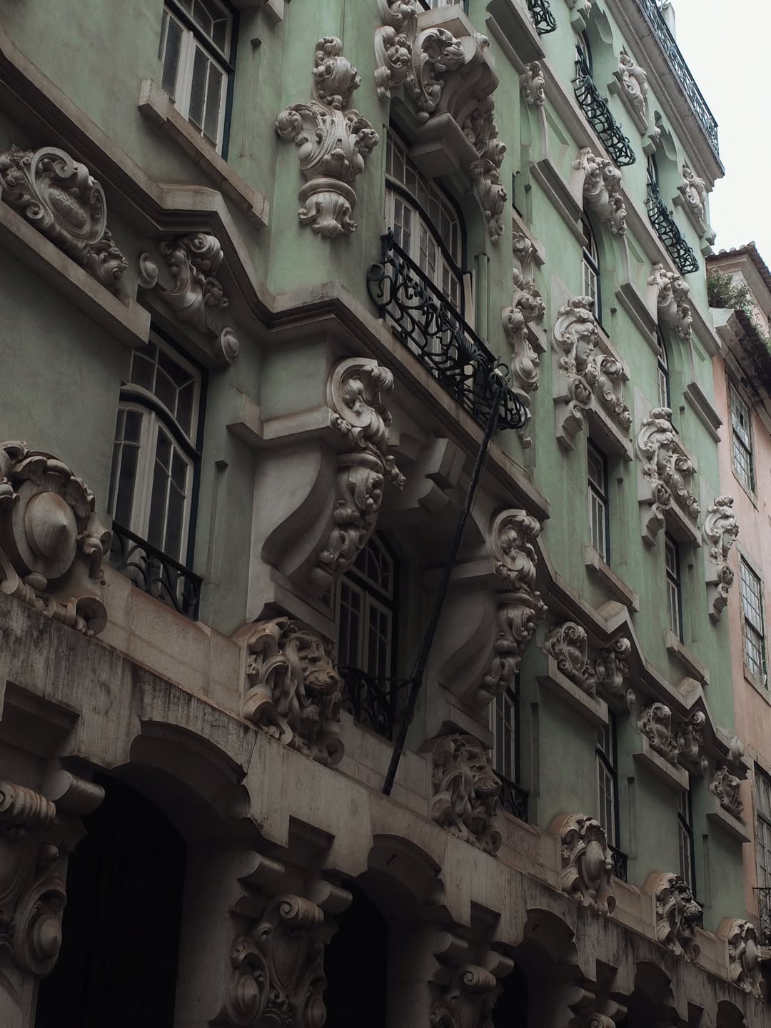 จิ๊บ - ปกฉัตร เทียมชัย