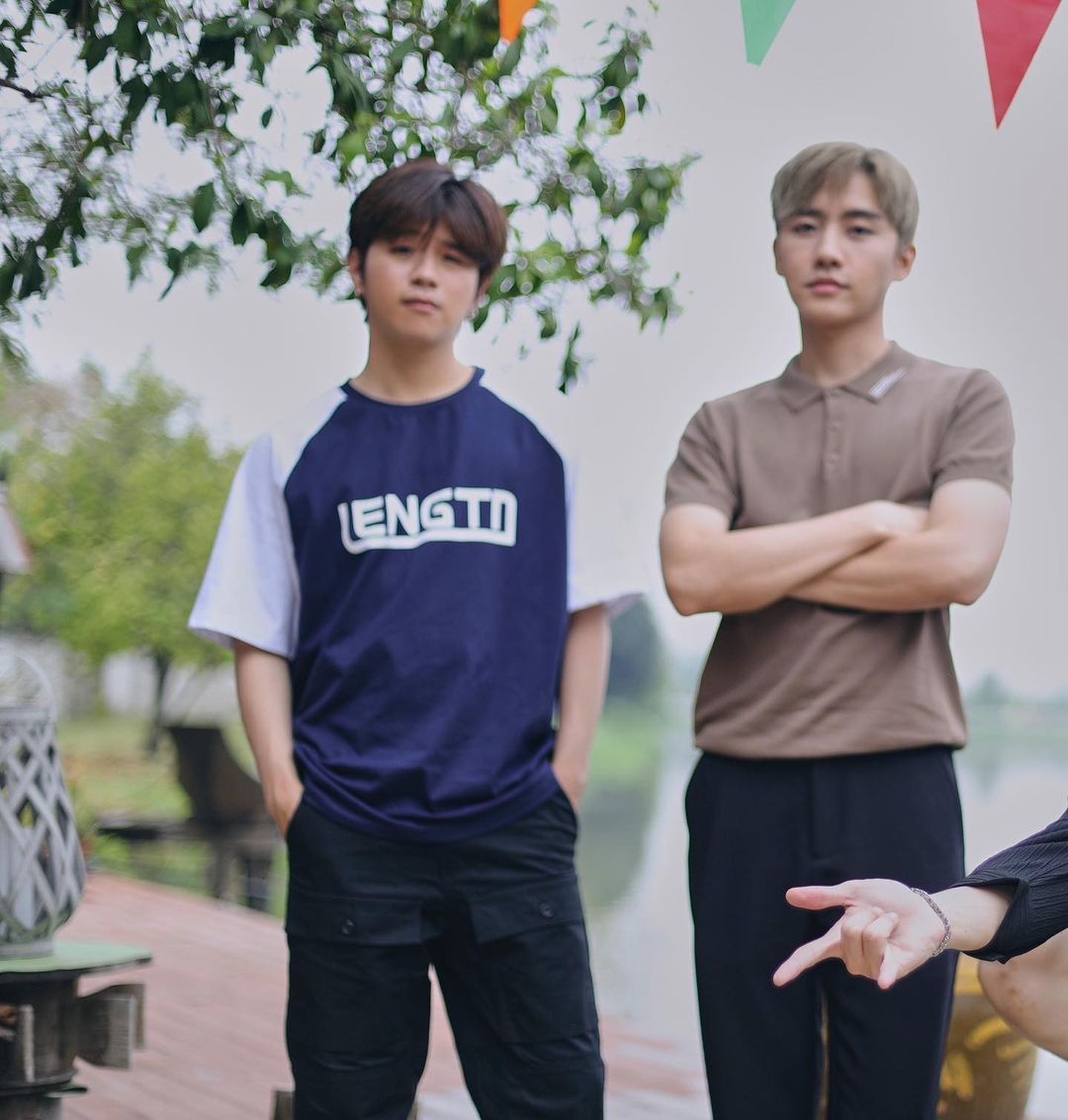 พร้อม - ราชภัทร วรสาร