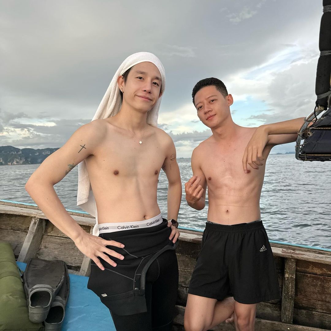 พร้อม - ราชภัทร วรสาร