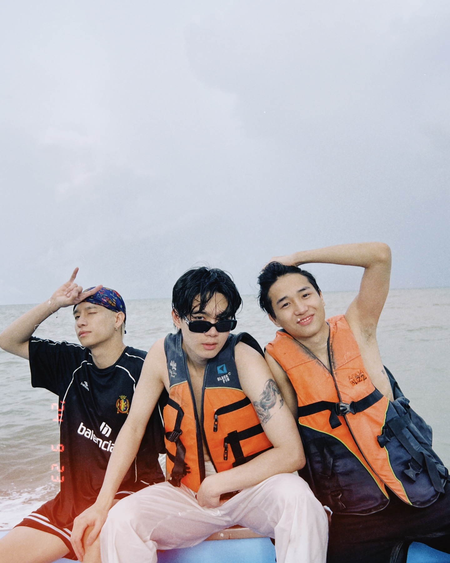 พร้อม - ราชภัทร วรสาร