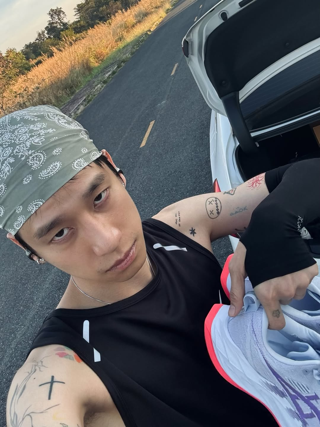 พร้อม - ราชภัทร วรสาร