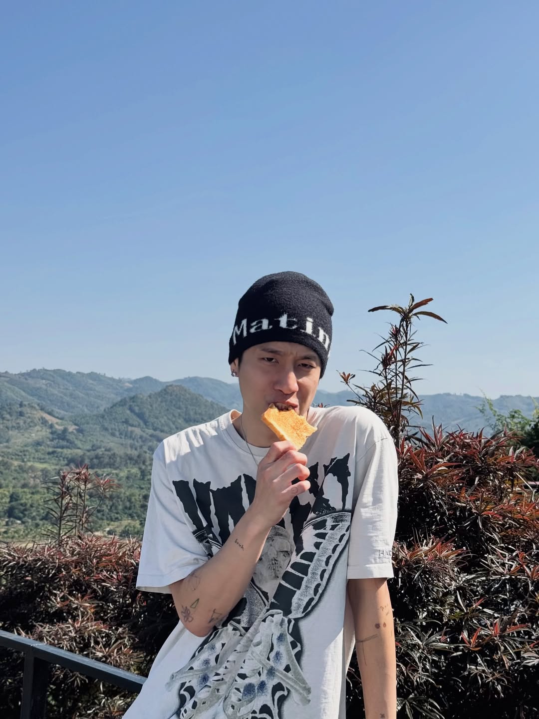 พร้อม - ราชภัทร วรสาร