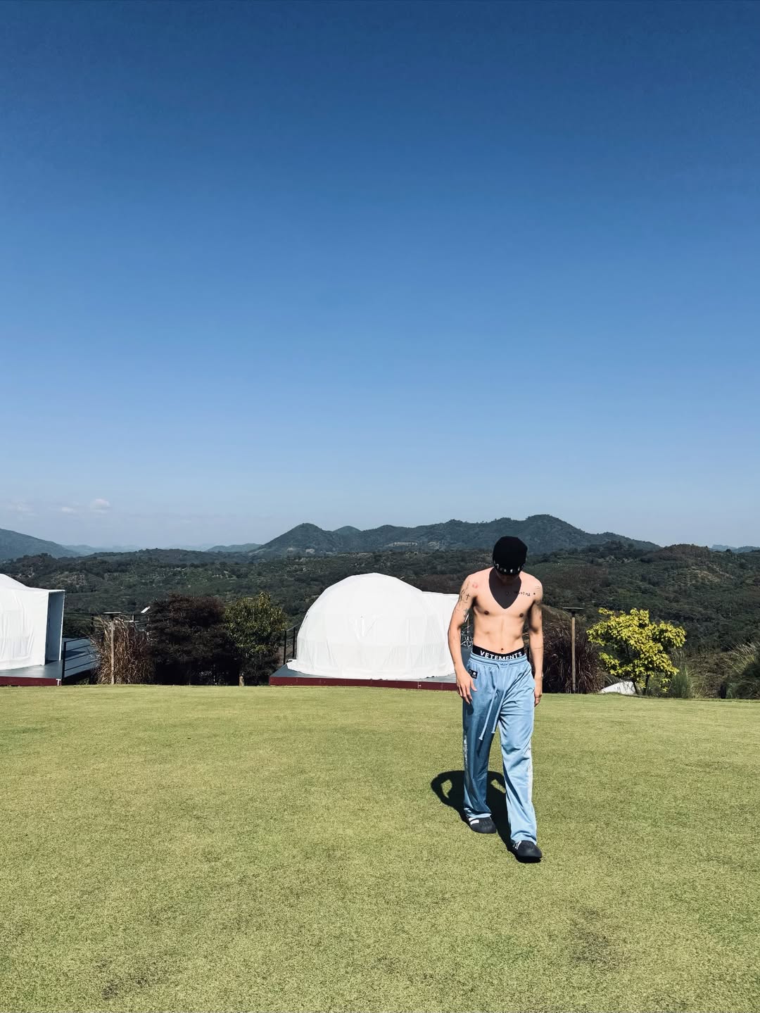 พร้อม - ราชภัทร วรสาร