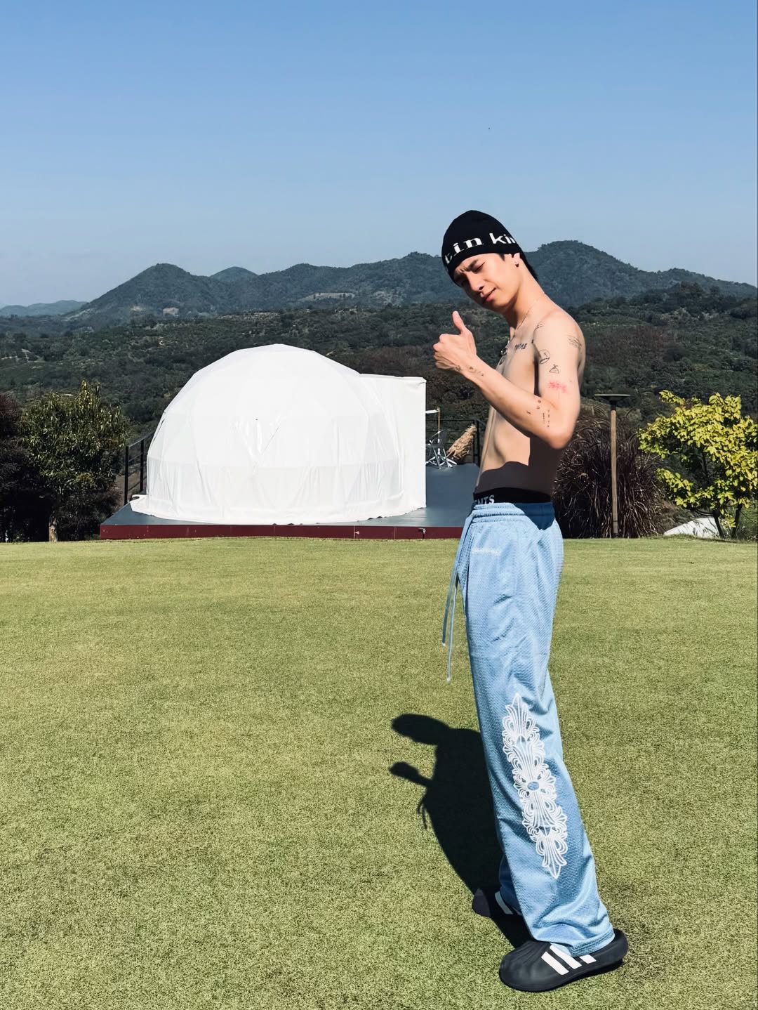 พร้อม - ราชภัทร วรสาร