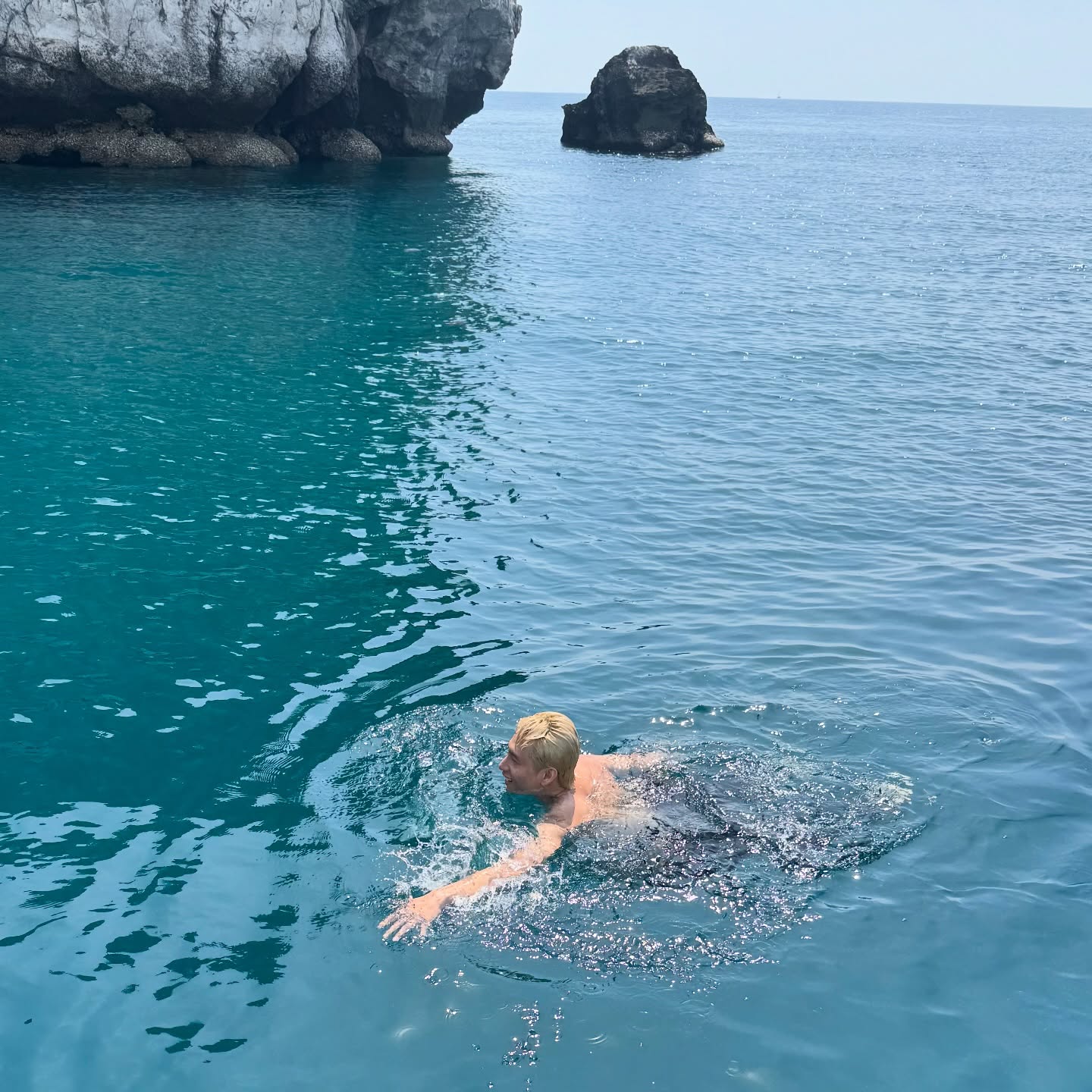 พร้อม - ราชภัทร วรสาร