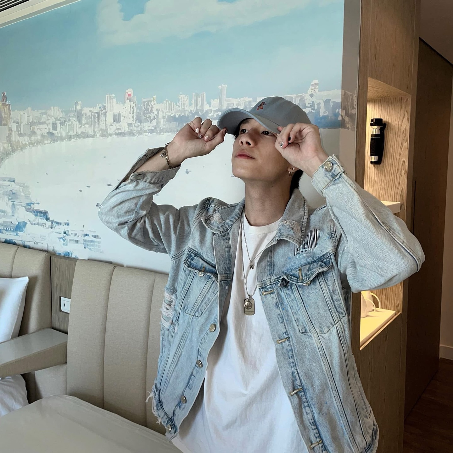 พร้อม - ราชภัทร วรสาร