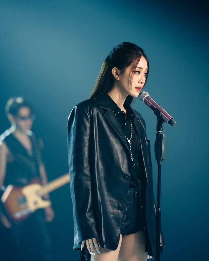 มายด์ - อาทิตยา ตรีบุดารักษ์