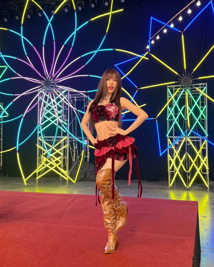 มายด์ - อาทิตยา ตรีบุดารักษ์