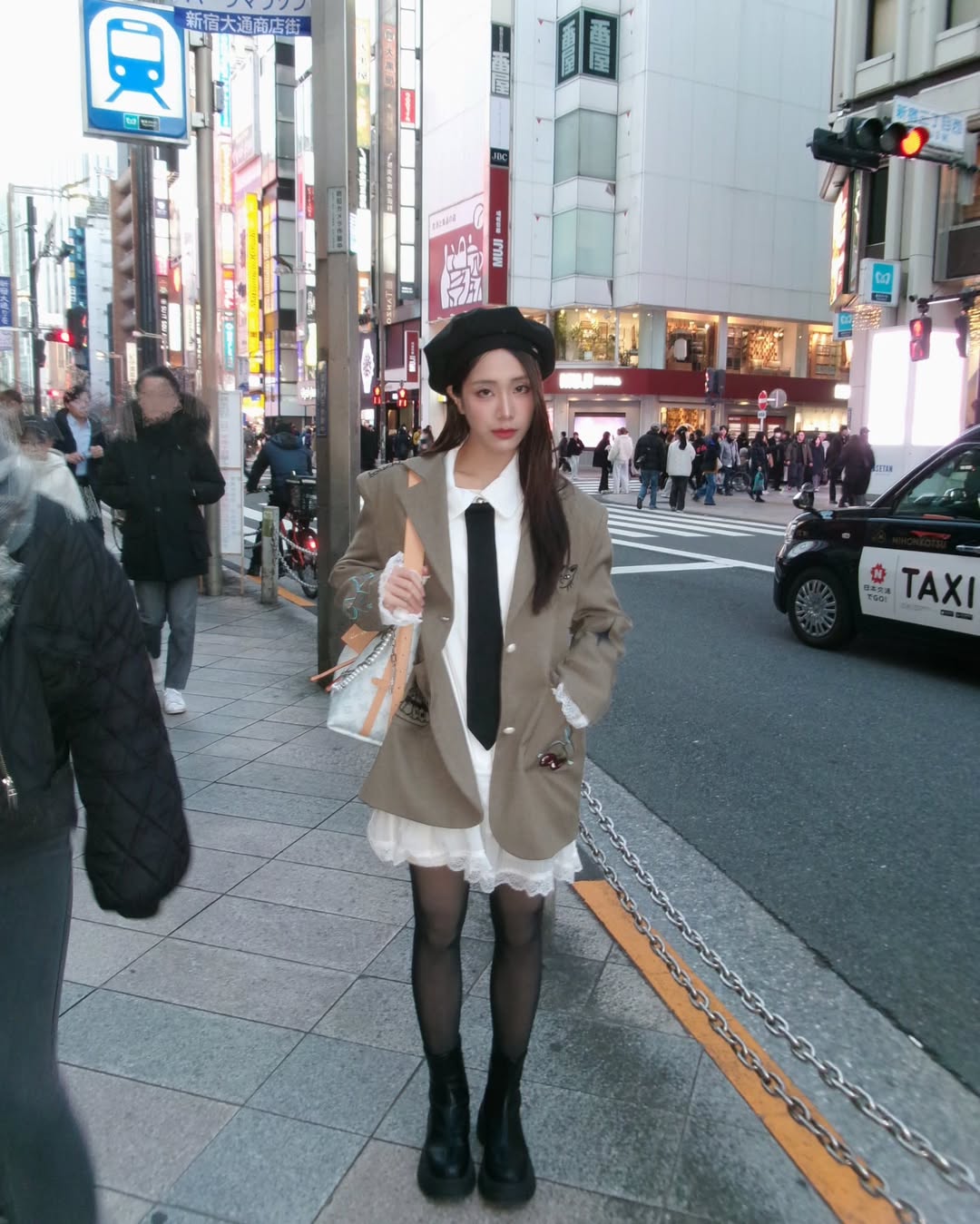 มายด์ - อาทิตยา ตรีบุดารักษ์