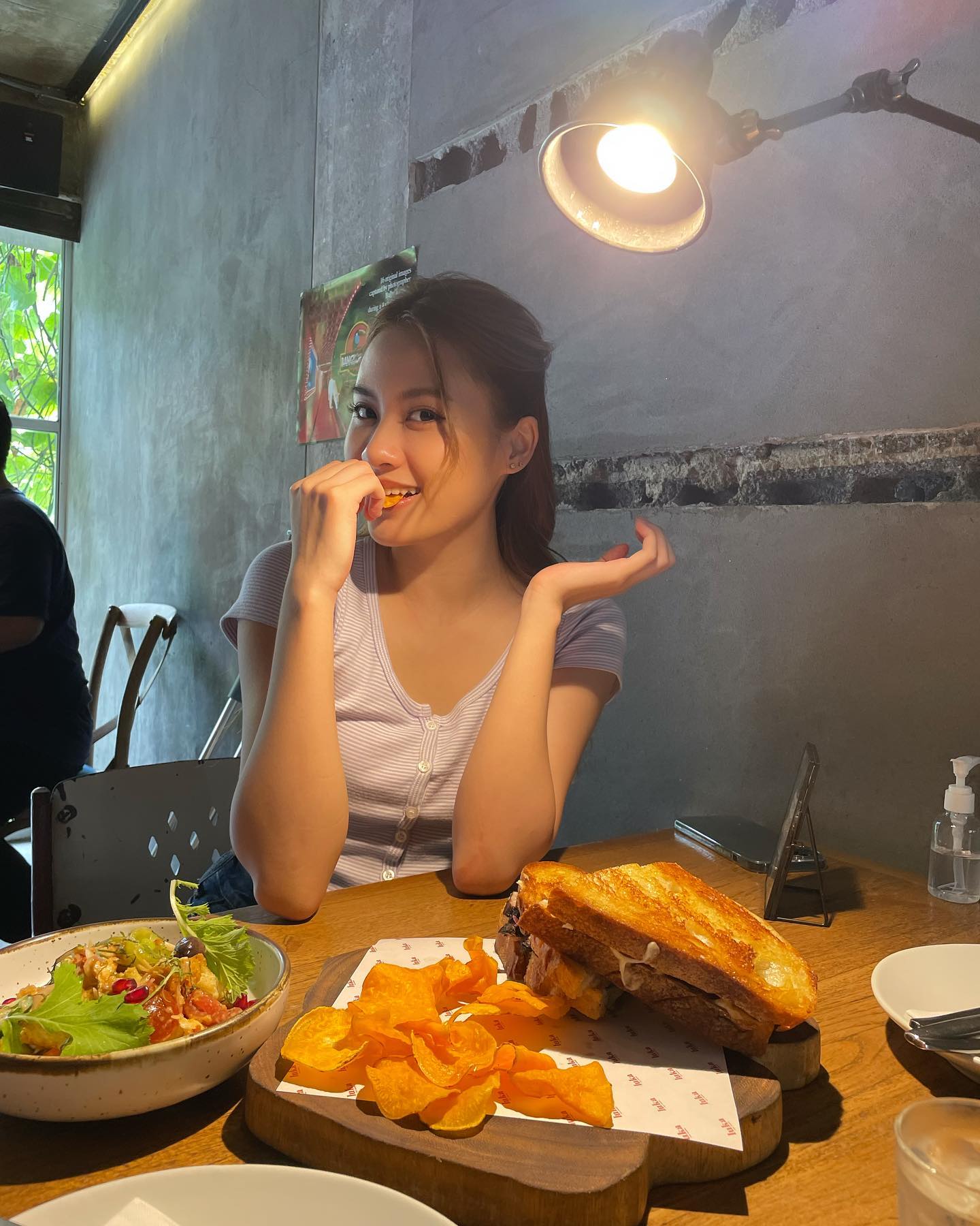 นาน่า - ศวรรยา ไพศาลพยัคฆ์
