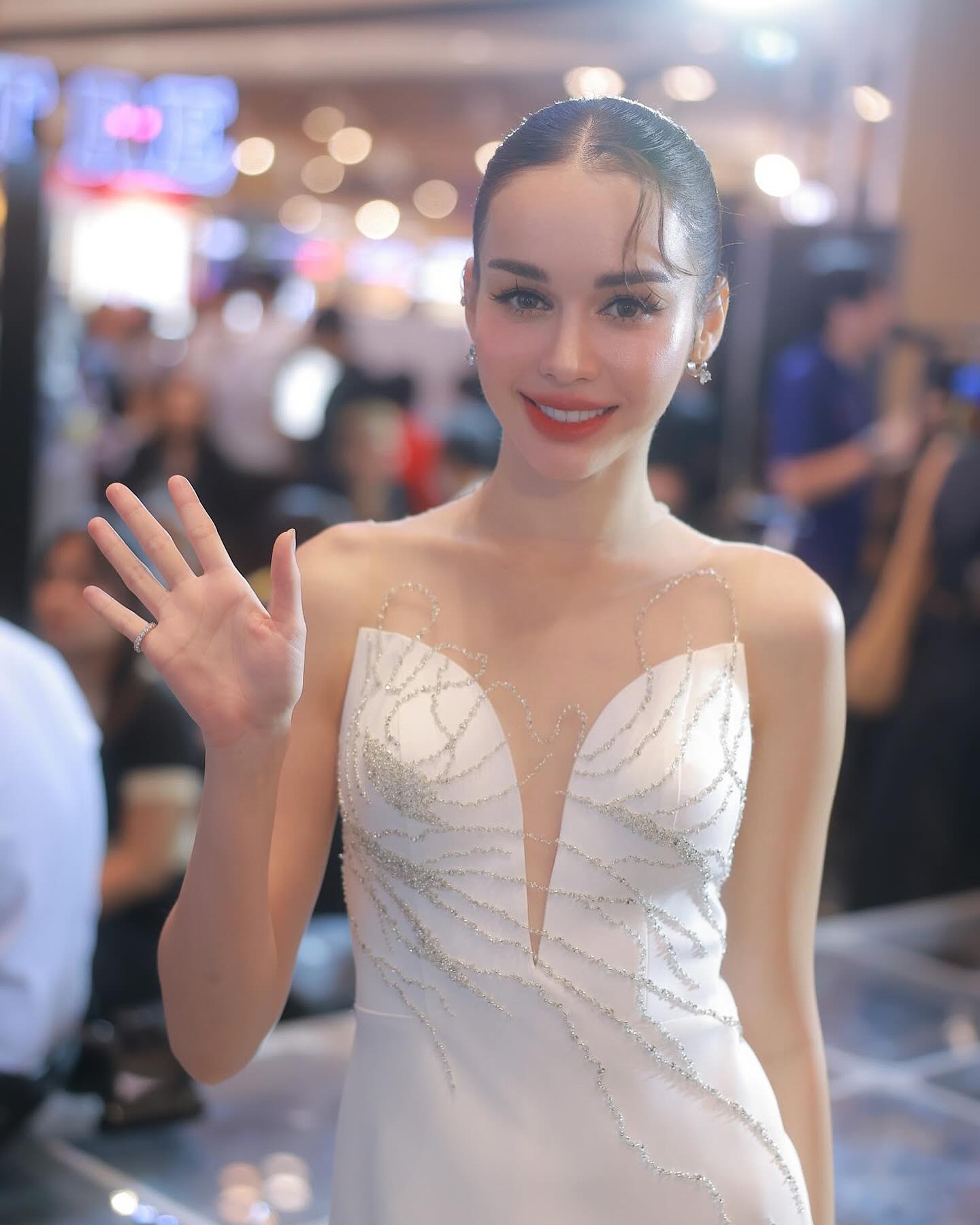 สกาย - มาเรีย เฮิร์ชเลอร์