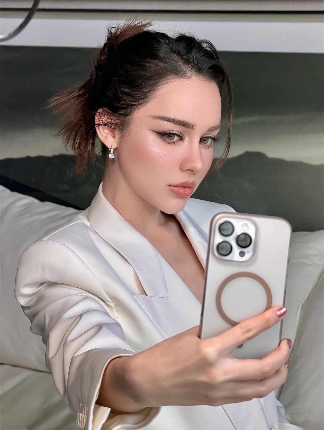 สกาย - มาเรีย เฮิร์ชเลอร์