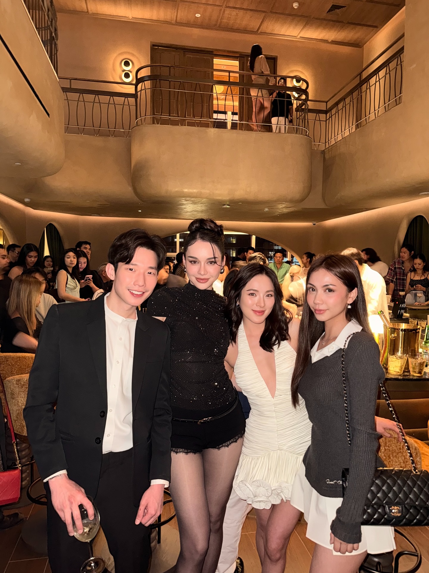 สกาย - มาเรีย เฮิร์ชเลอร์