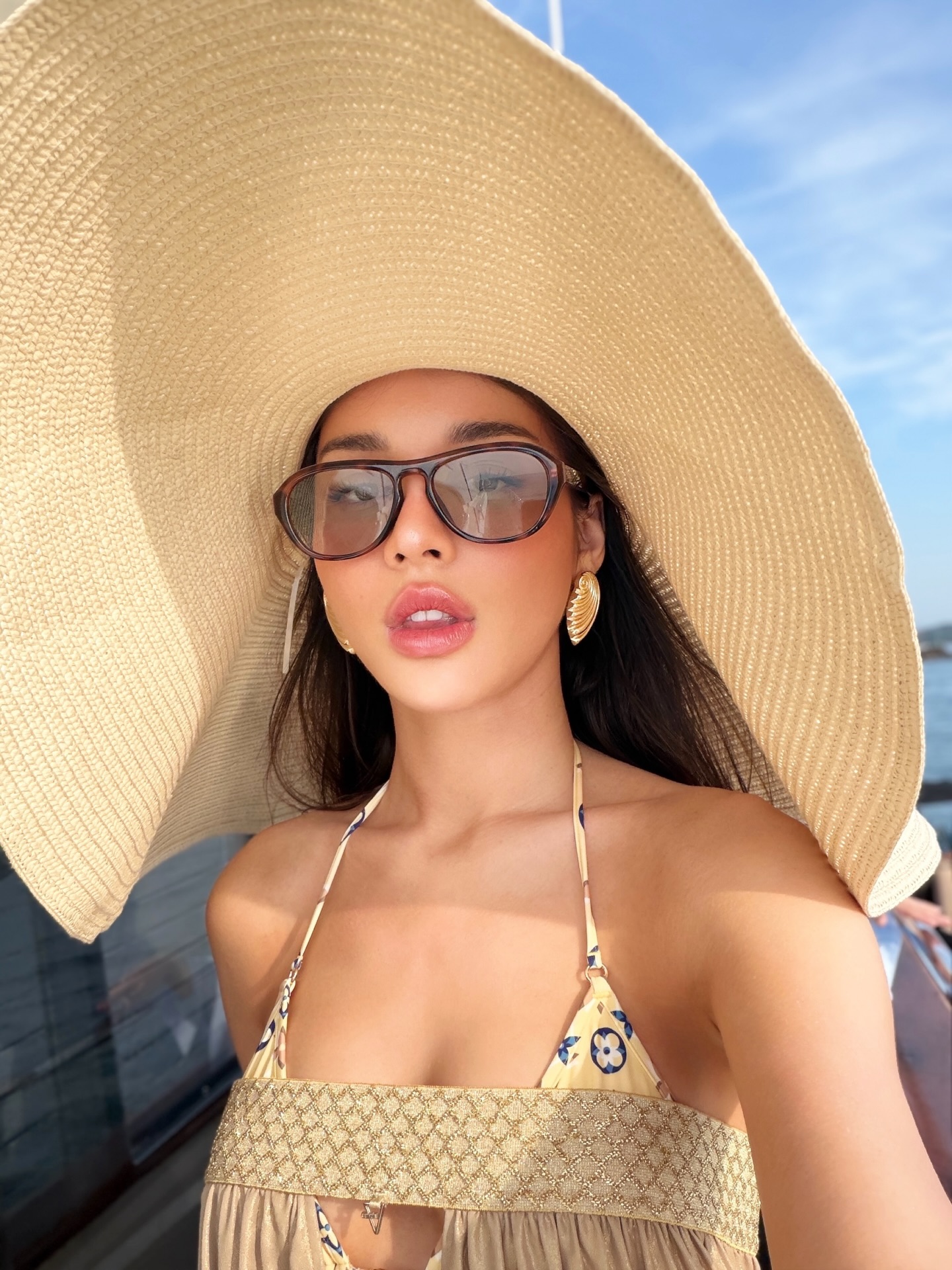 สกาย - มาเรีย เฮิร์ชเลอร์