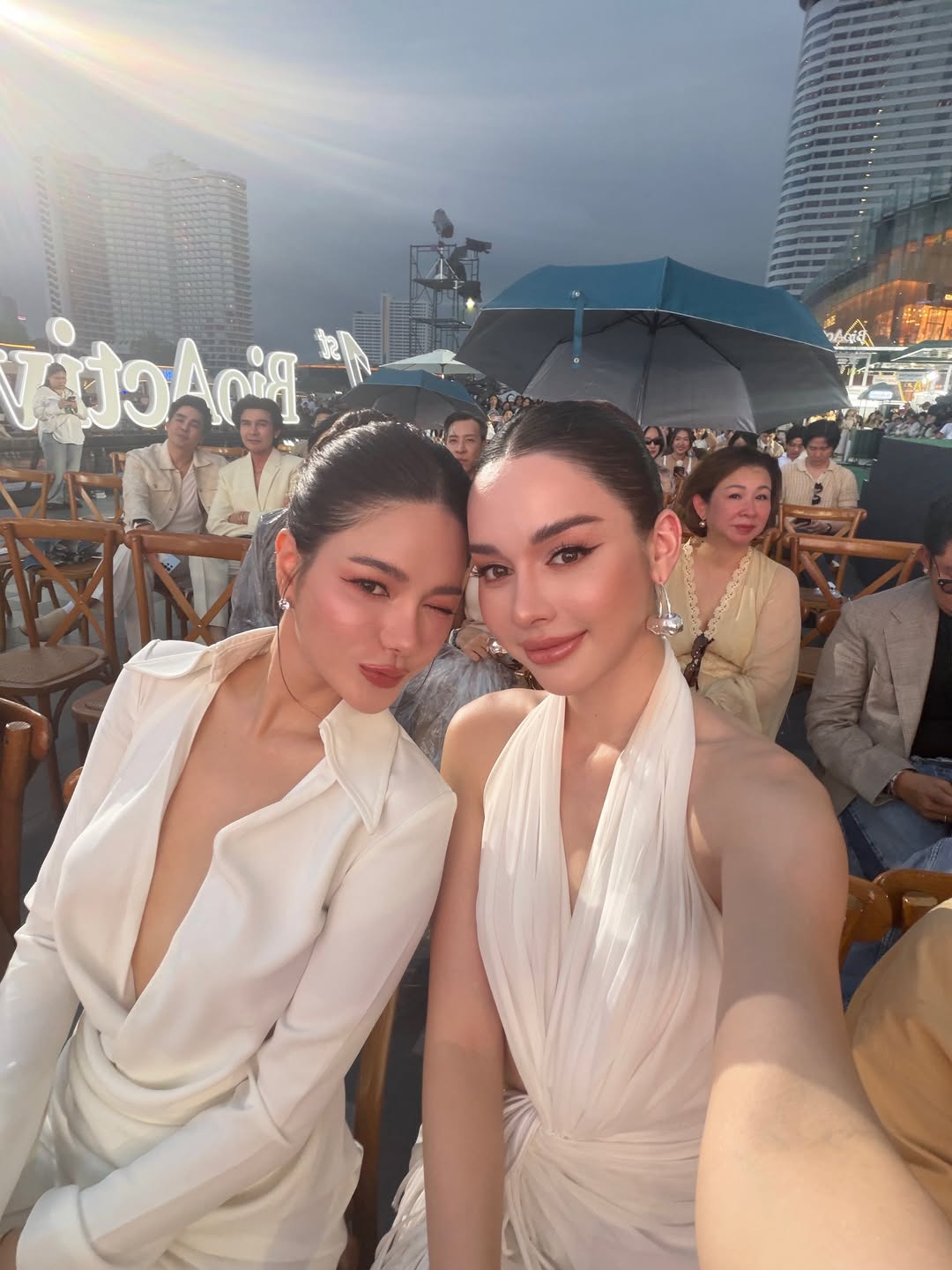 สกาย - มาเรีย เฮิร์ชเลอร์
