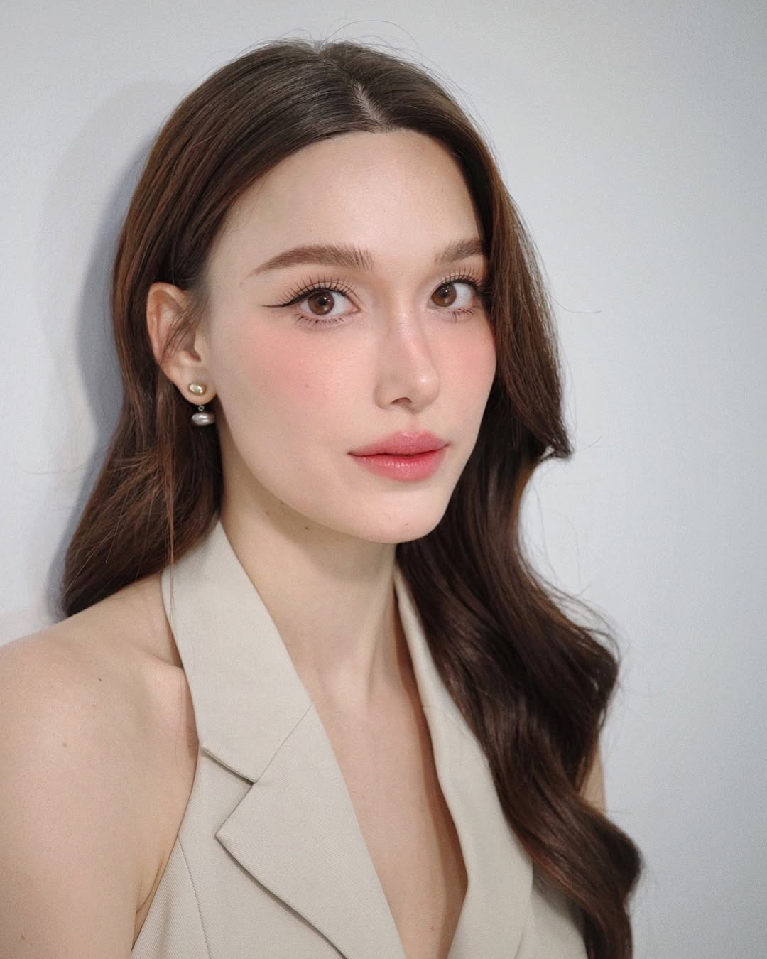 แจ็คกี้ - ชาเคอลีน มึ้นช์