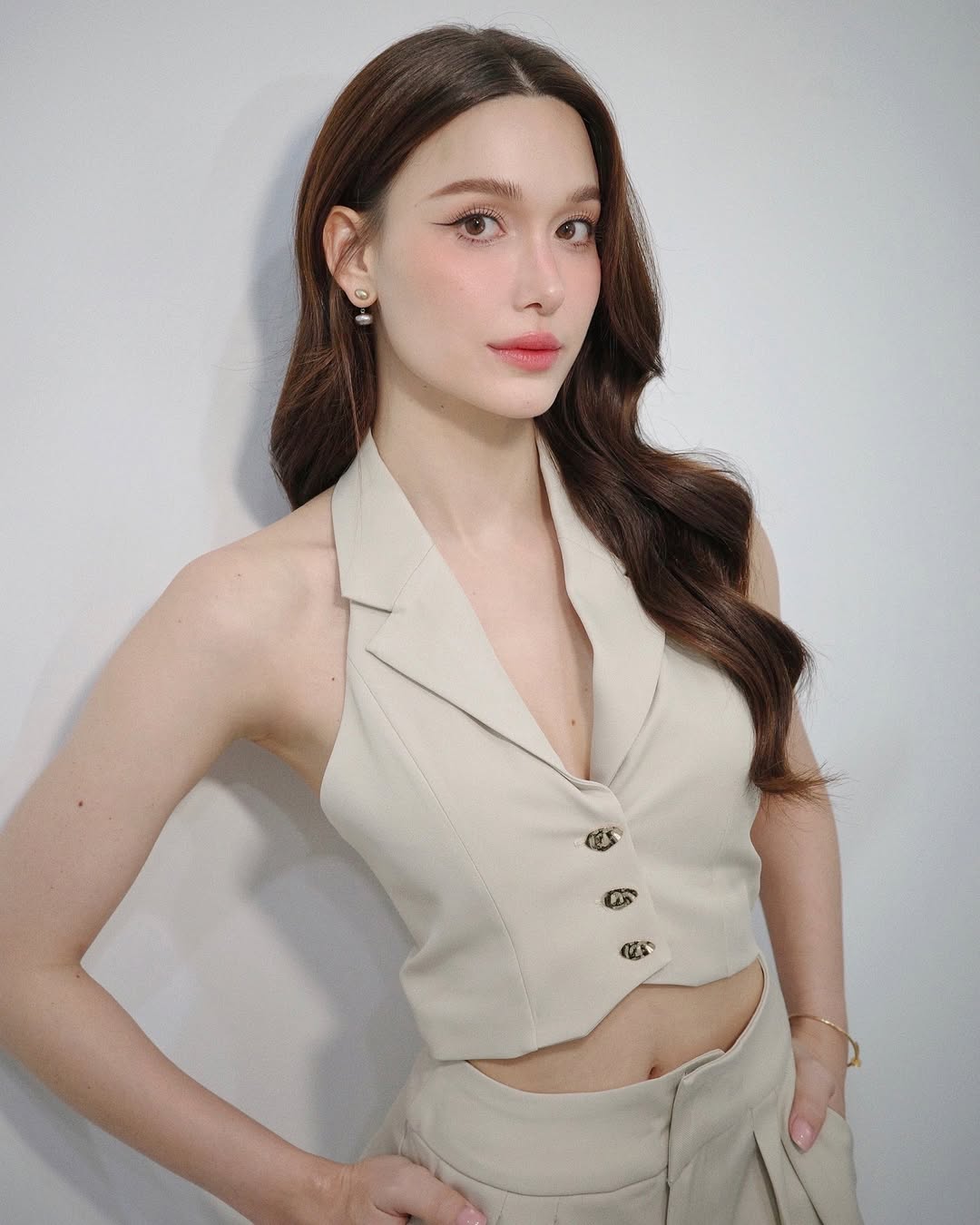 แจ็คกี้ - ชาเคอลีน มึ้นช์