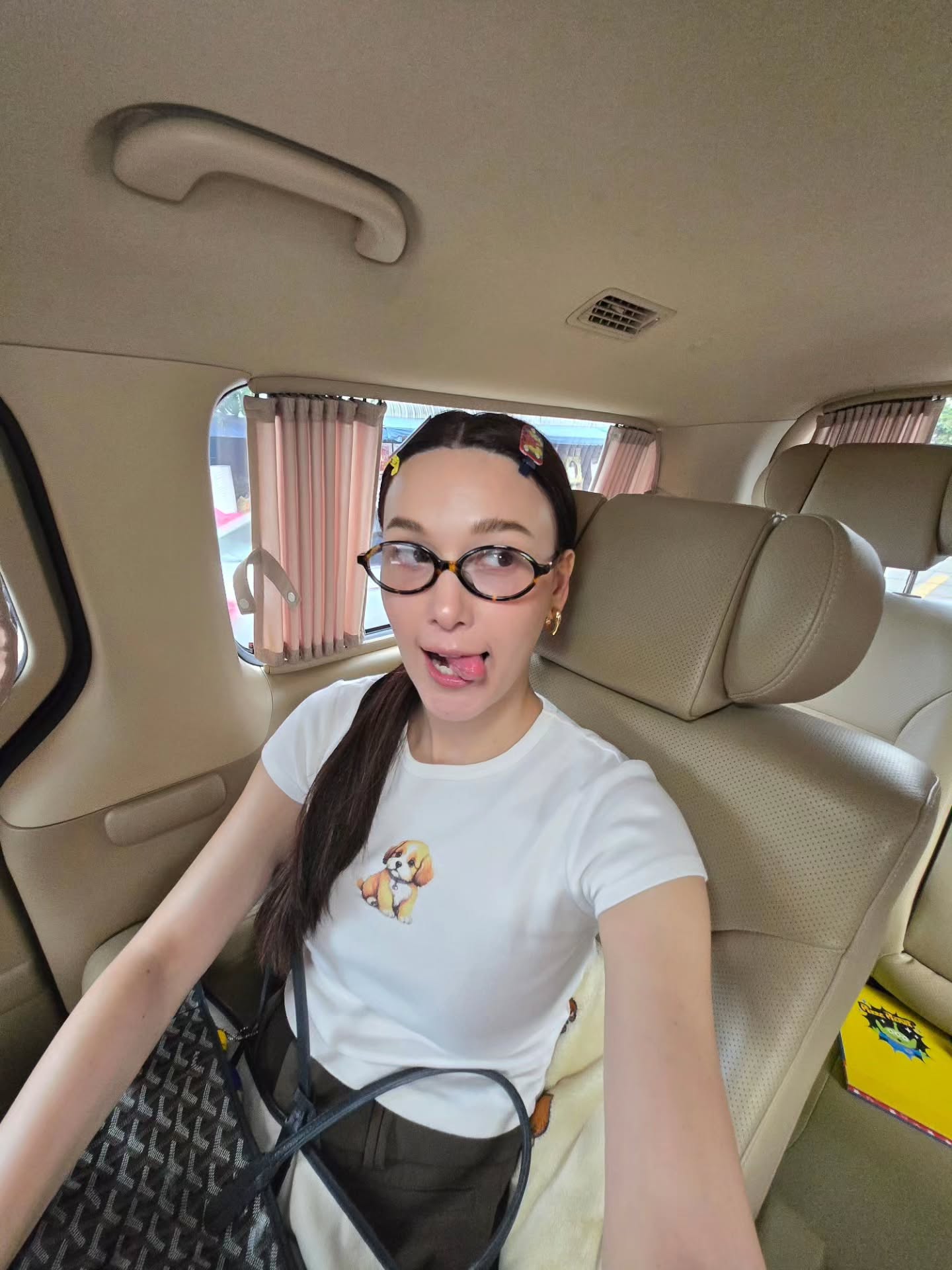 แจ็คกี้ - ชาเคอลีน มึ้นช์