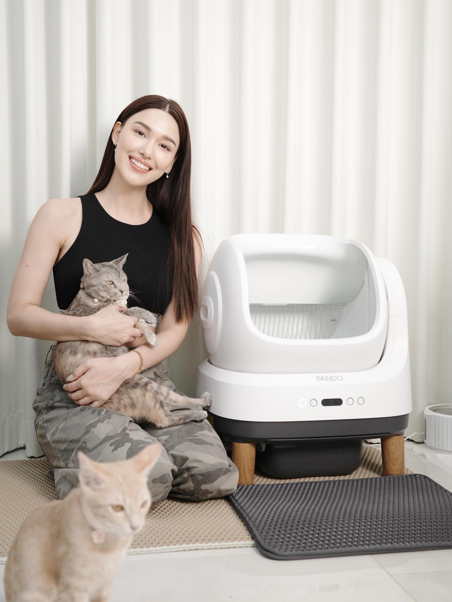 แจ็คกี้ - ชาเคอลีน มึ้นช์