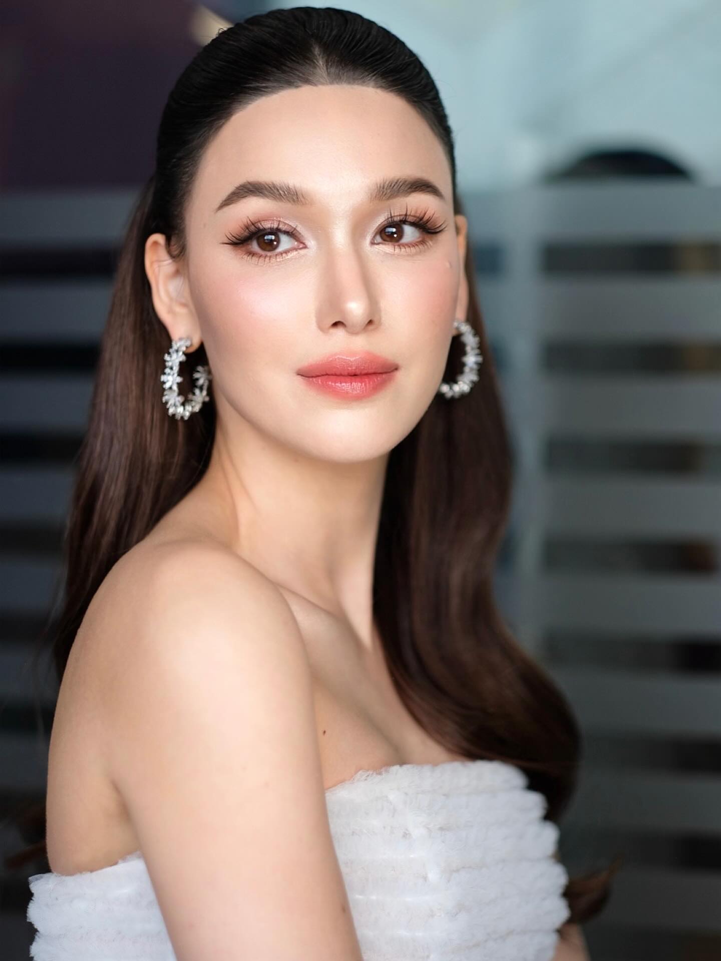 แจ็คกี้ - ชาเคอลีน มึ้นช์