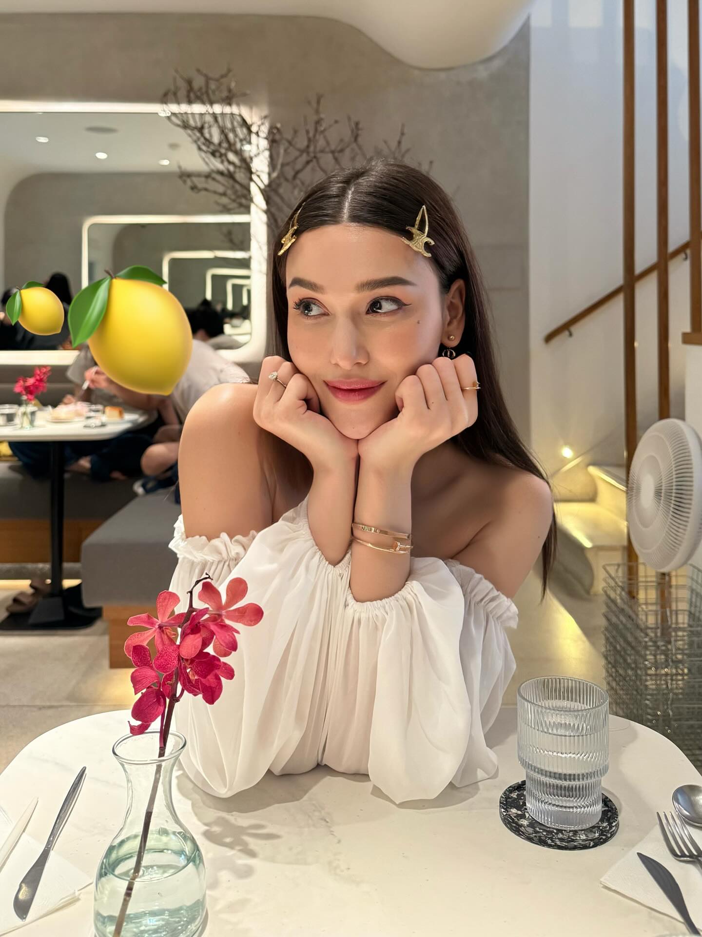 แจ็คกี้ - ชาเคอลีน มึ้นช์