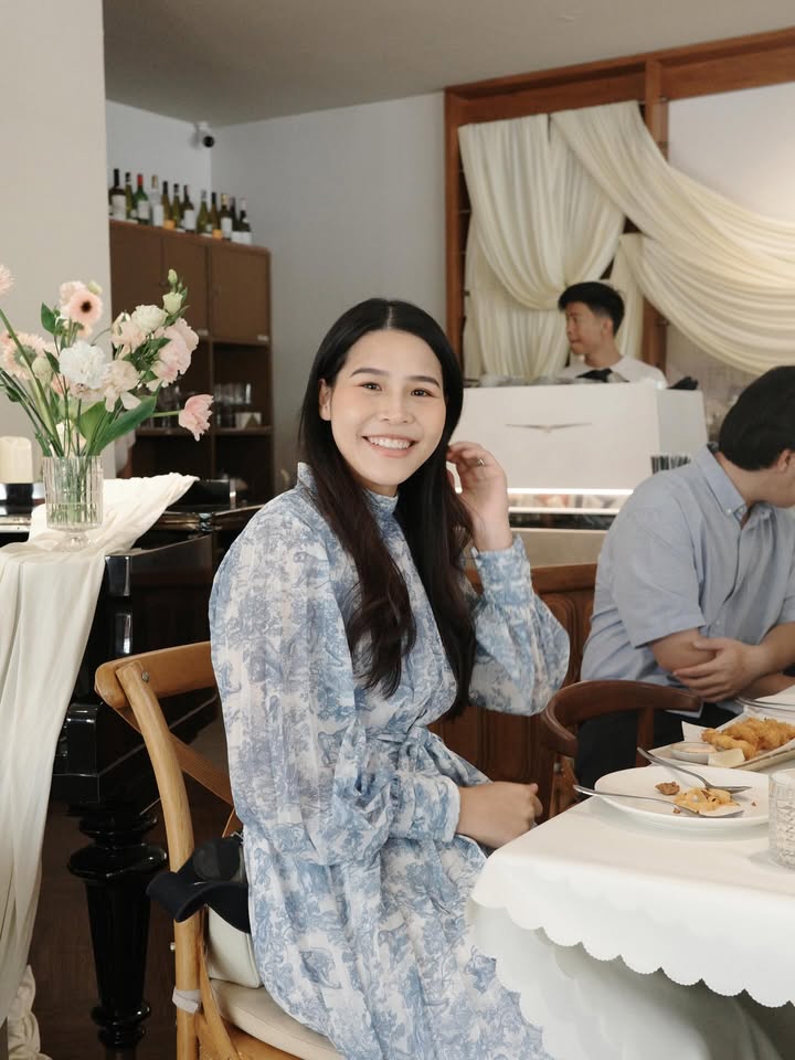 แจ็คกี้ - ชาเคอลีน มึ้นช์