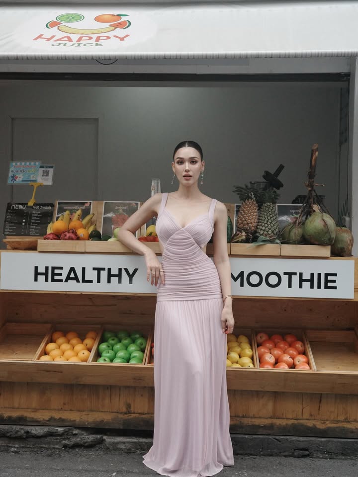 แจ็คกี้ - ชาเคอลีน มึ้นช์