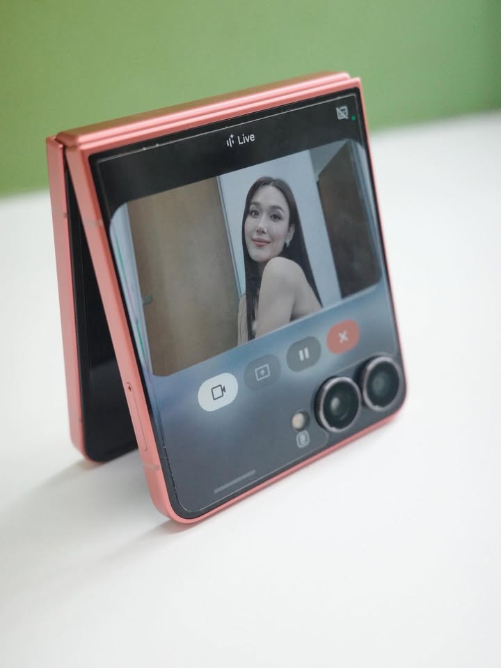 แจ็คกี้ - ชาเคอลีน มึ้นช์