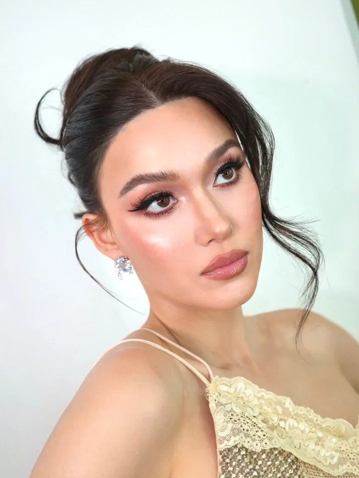 แจ็คกี้ - ชาเคอลีน มึ้นช์