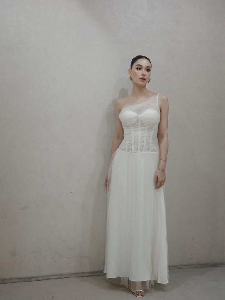 แจ็คกี้ - ชาเคอลีน มึ้นช์