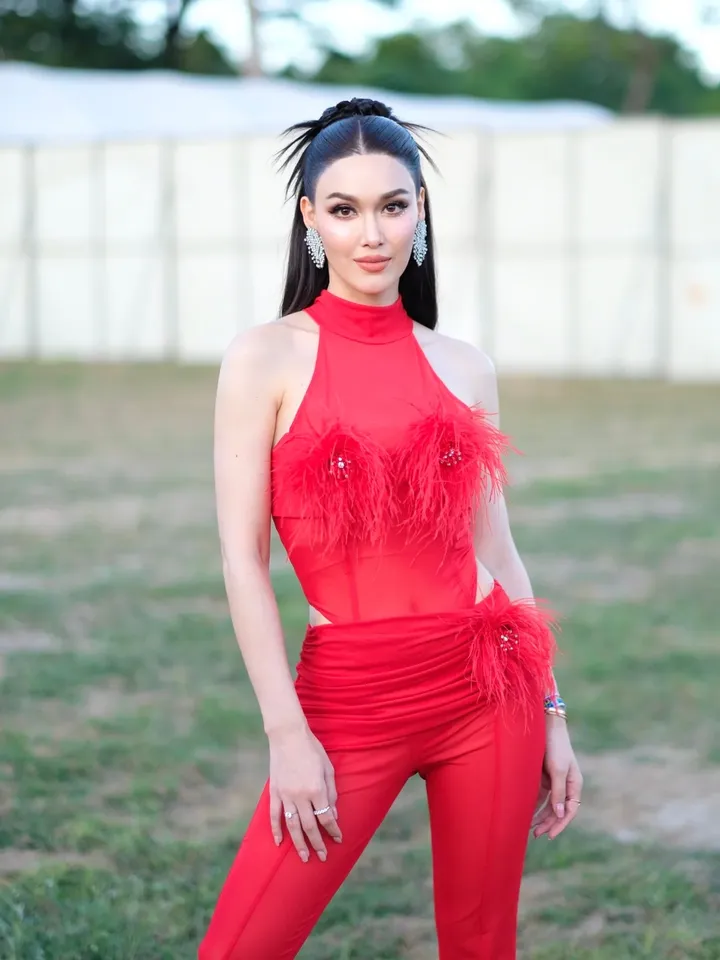 แจ็คกี้ - ชาเคอลีน มึ้นช์