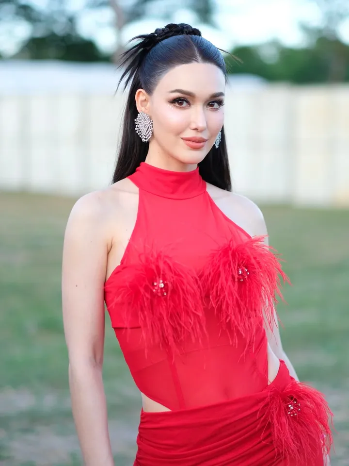 แจ็คกี้ - ชาเคอลีน มึ้นช์