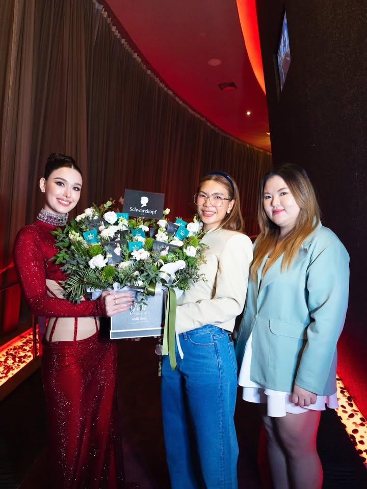 แจ็คกี้ - ชาเคอลีน มึ้นช์