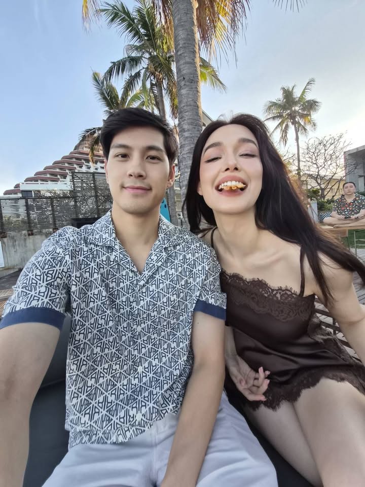 แจ็คกี้ - ชาเคอลีน มึ้นช์