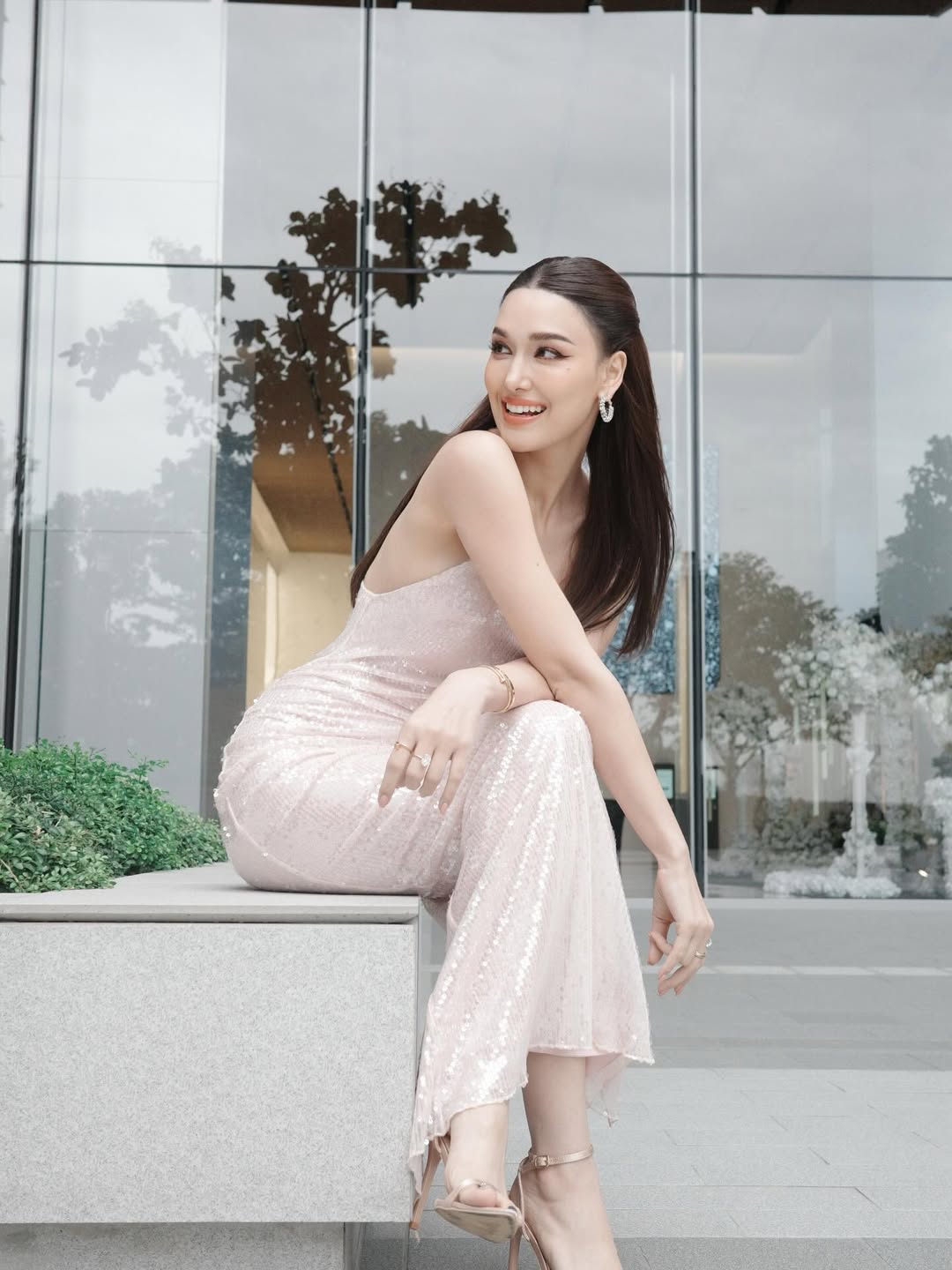 แจ็คกี้ - ชาเคอลีน มึ้นช์