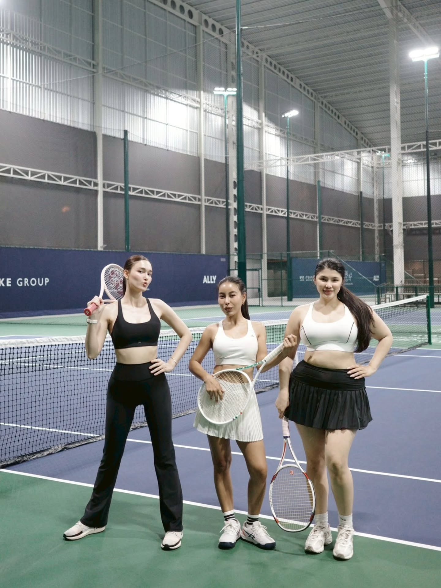 แจ็คกี้ - ชาเคอลีน มึ้นช์