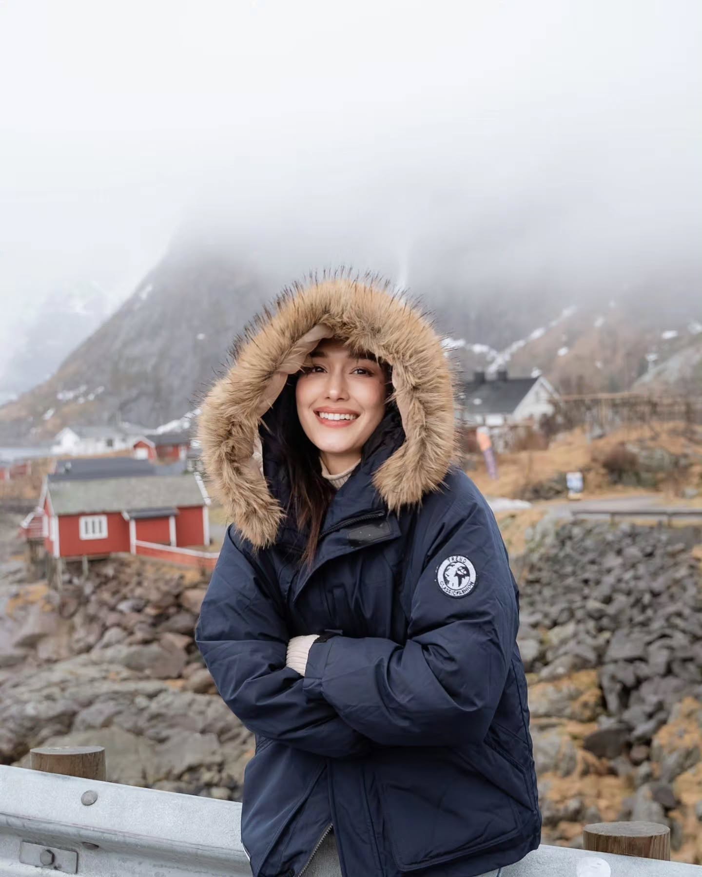 แจ็คกี้ - ชาเคอลีน มึ้นช์